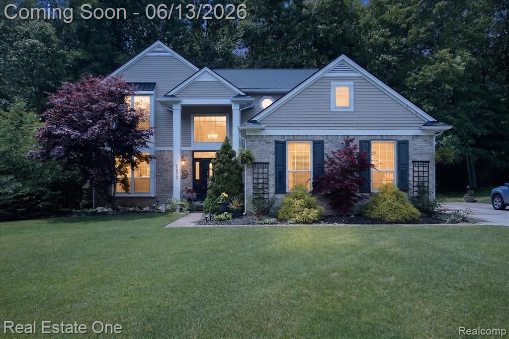 1972 Woodridge Court, Highland Township, MI 48357 Main Photo