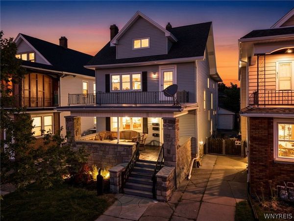 35 Elmview Place, Buffalo, NY 14207