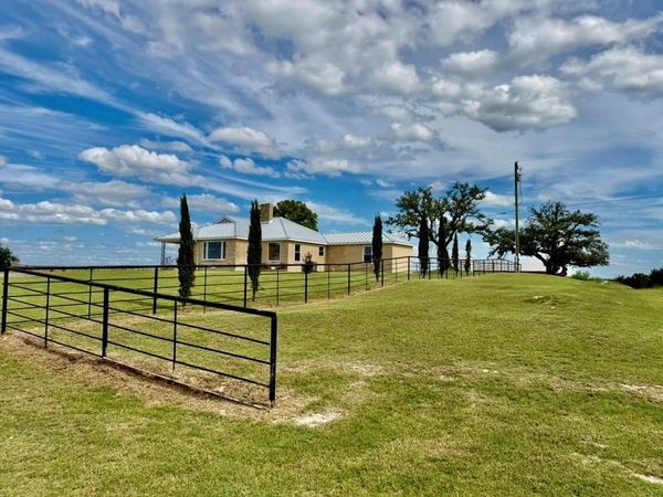 1147 County Road 163, Stephenville, TX 76401