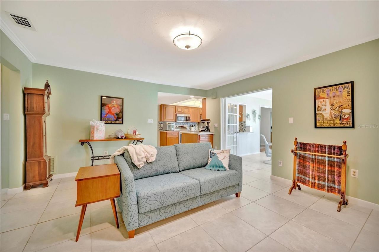 5729 Augusta Circle, Sarasota, FL 34238 Photo