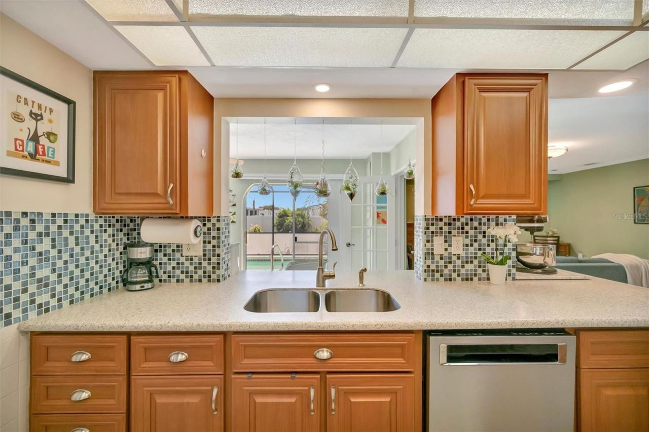 5729 Augusta Circle, Sarasota, FL 34238 Photo
