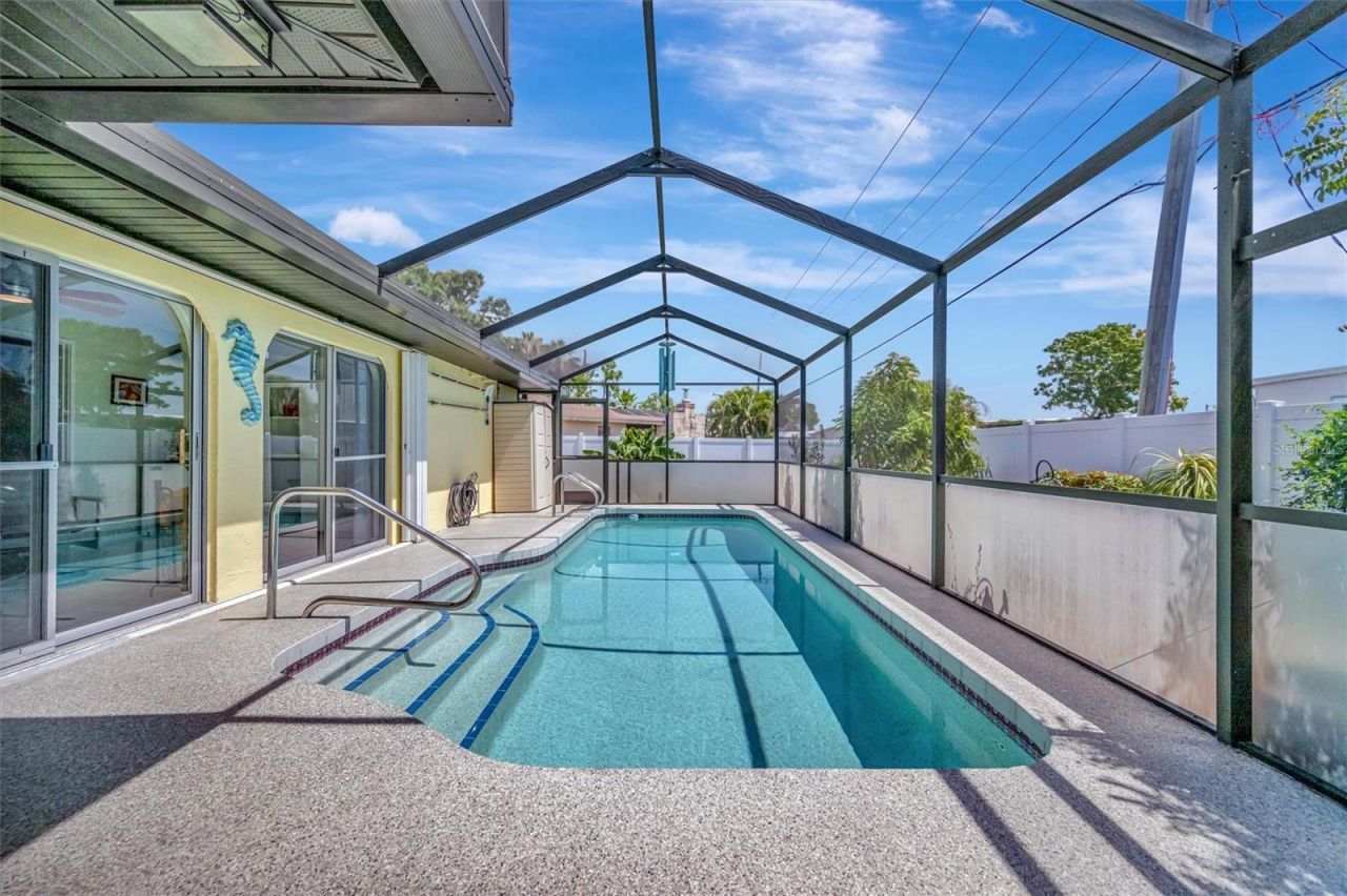 5729 Augusta Circle, Sarasota, FL 34238 Photo