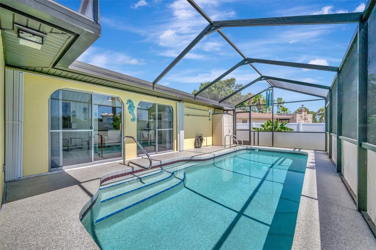5729 Augusta Circle, Sarasota, FL 34238 Photo