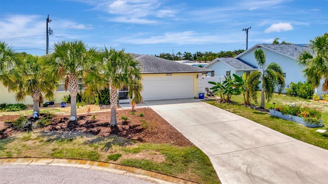 5729 Augusta Circle, Sarasota, FL 34238 Photo