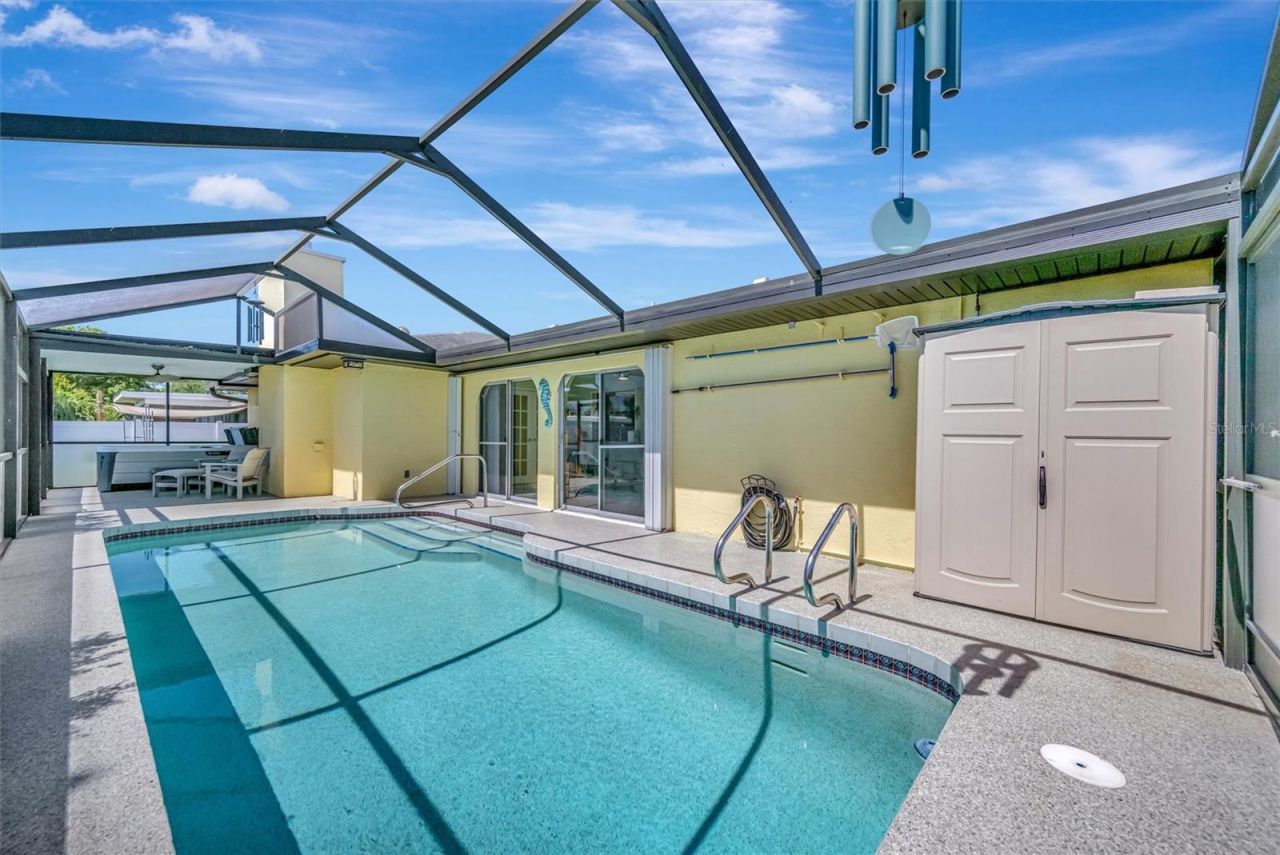 5729 Augusta Circle, Sarasota, FL 34238 Photo