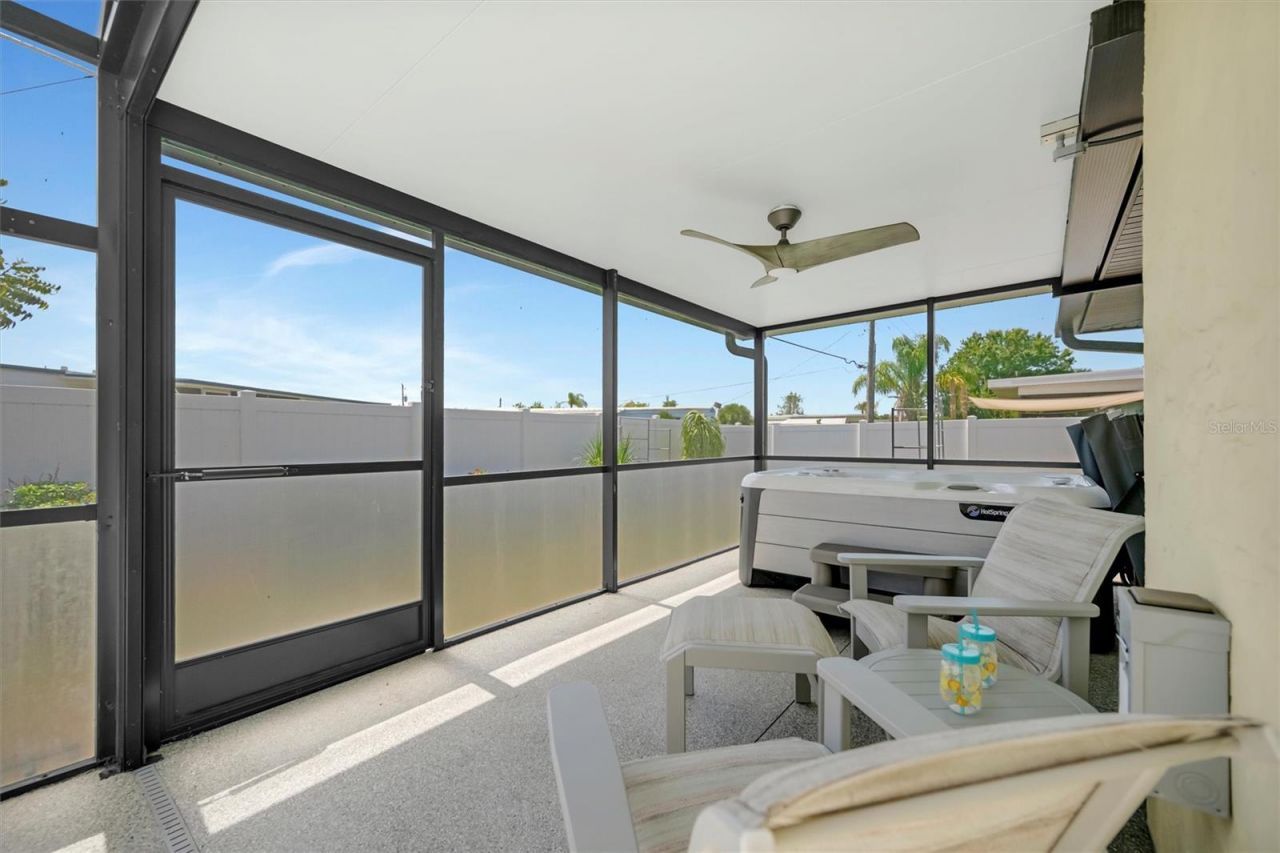 5729 Augusta Circle, Sarasota, FL 34238 Photo