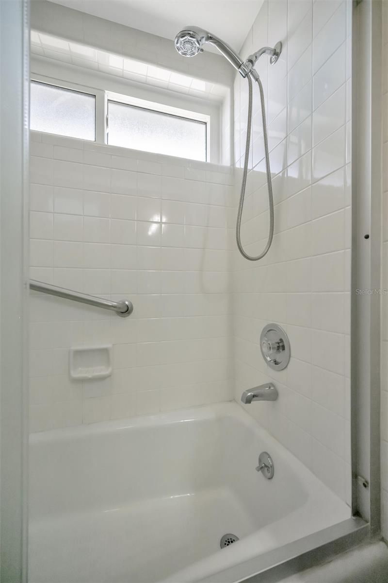 5729 Augusta Circle, Sarasota, FL 34238 Photo