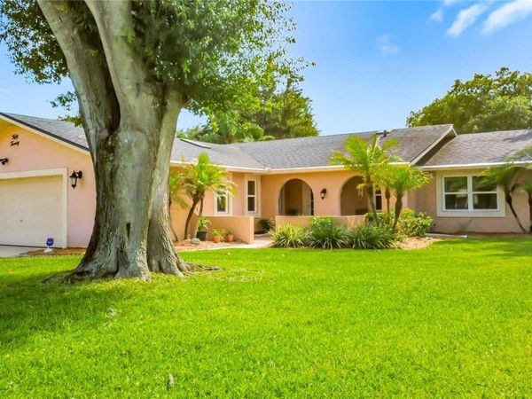5020 THE OAKS CIRCLE , EDGEWOOD, FL 32809