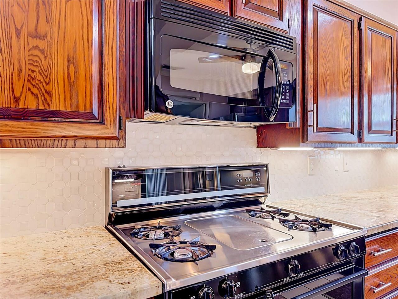 5020 The Oaks Circle , Edgewood, FL 32809 Photo