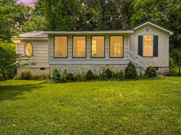 415 Hickory Street, Rossville, GA 30741