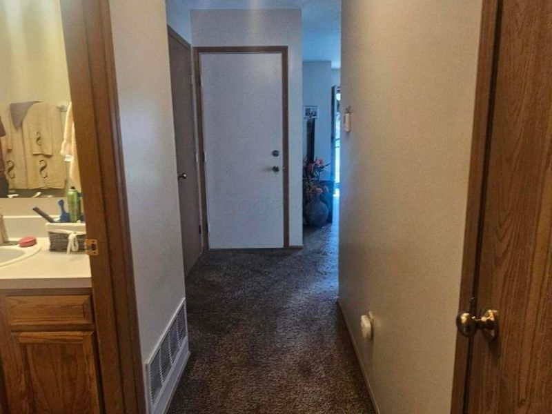 2380-2384 Deerfield Drive, Grove City, OH 43123 Photo 24