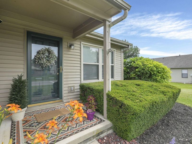 2380-2384 Deerfield Drive, Grove City, OH 43123 Photo 4