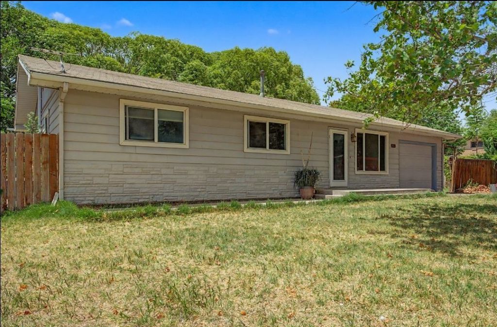 557 Grand Valley Drive Grand Junction, CO 81504