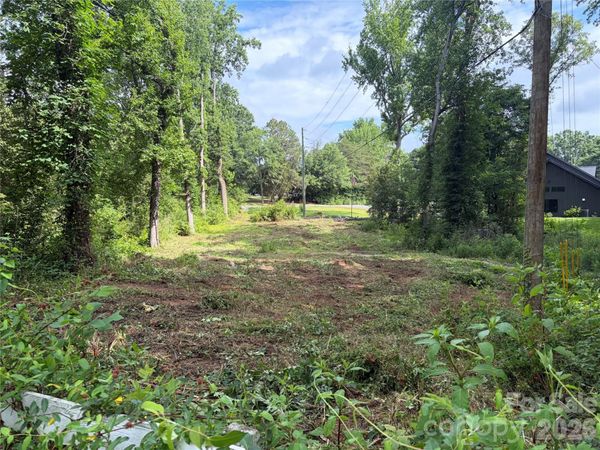 605 Shiloh Road , Statesville, NC 28677