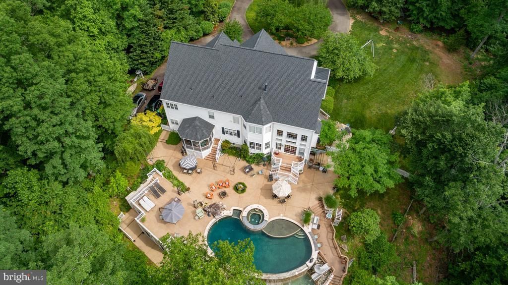 30 WENTWORTH DRIVE, FREDERICKSBURG, VA 22406