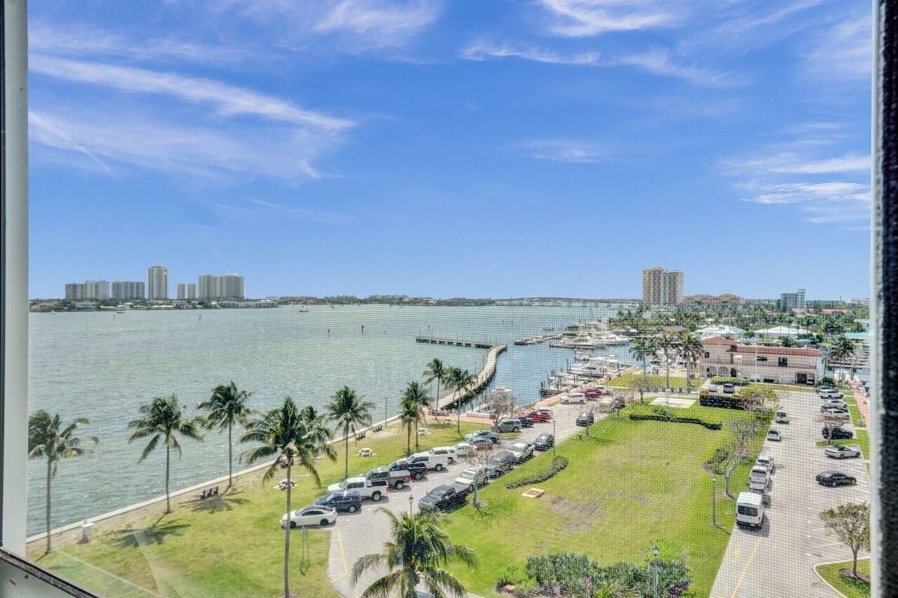 301 Lake Shore Drive, Unit 809, Lake Park, FL 33403 Photo