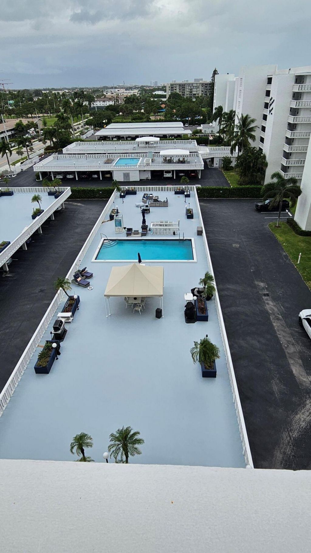 301 Lake Shore Drive, Unit 809, Lake Park, FL 33403 Photo