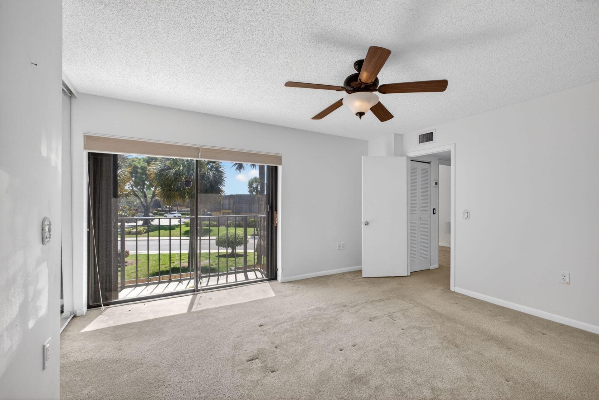 3501 35th Way, West Palm Beach, FL 33407 Photo