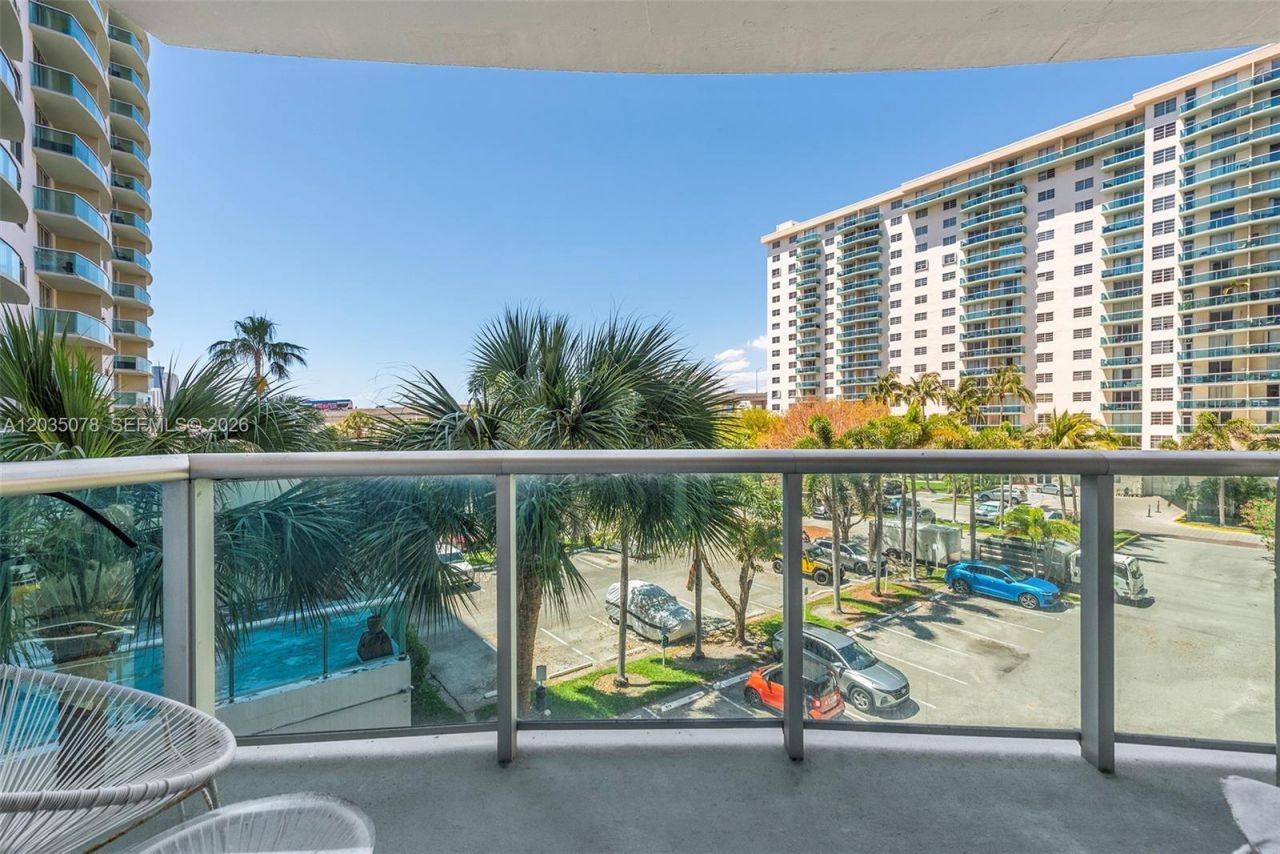 19380 Collins Ave , Unit 317, Sunny Isles Beach, FL 33160 Photo