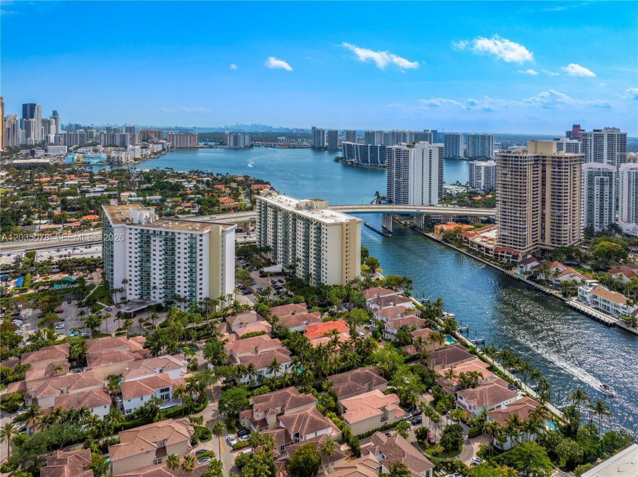 19380 Collins Ave , Unit 317, Sunny Isles Beach, FL 33160 Photo