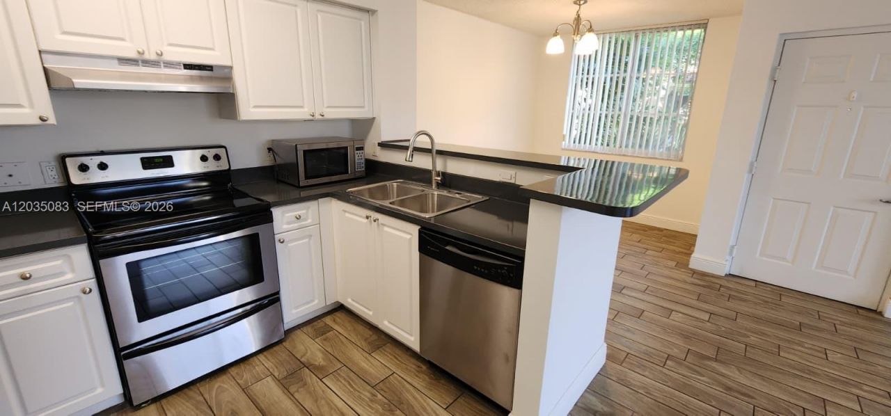 12148 Saint Andrews Pl , Unit 102, Miramar, FL 33025 Photo