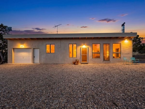 3 Gavilan Road , Santa Fe, NM 87508