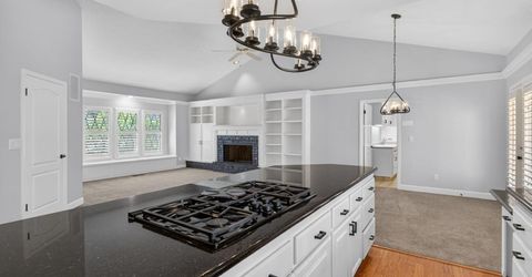 672 Cypress Run, Woodbridge, CA 95258 Photo