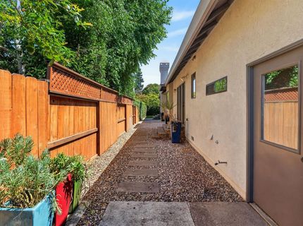 672 Cypress Run, Woodbridge, CA 95258 Photo
