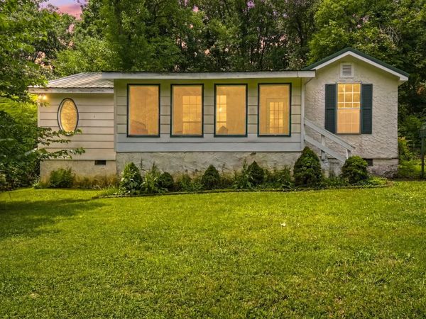 415 Hickory Street, Rossville, GA 30741