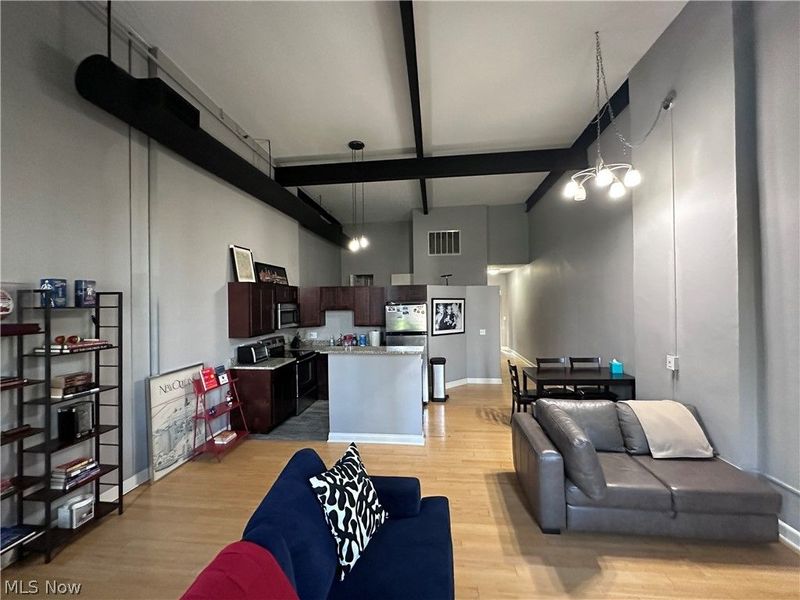 408 W Saint Clair, Unit 412, Cleveland, OH 44113 Photo 2