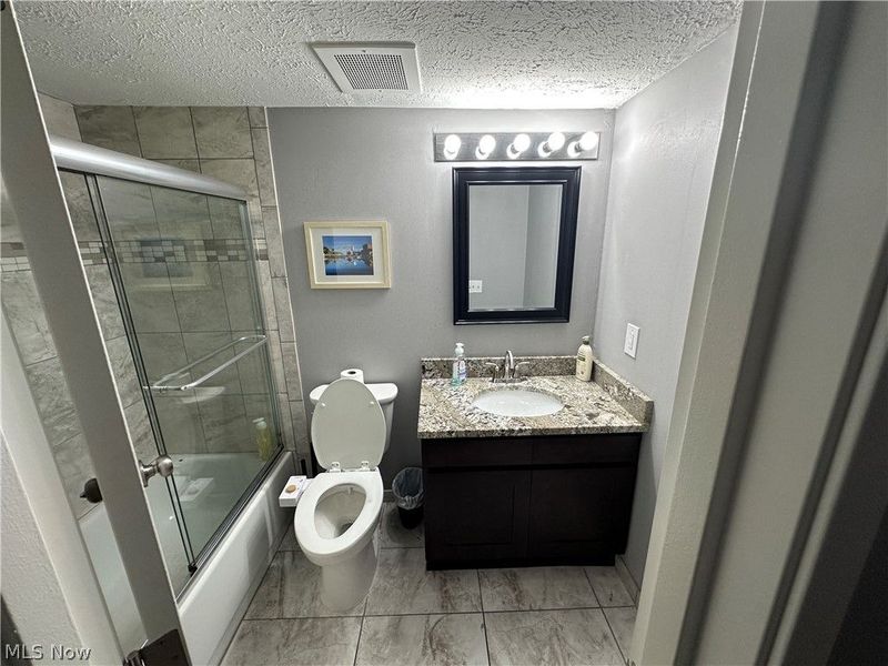 408 W Saint Clair, Unit 412, Cleveland, OH 44113 Photo 3