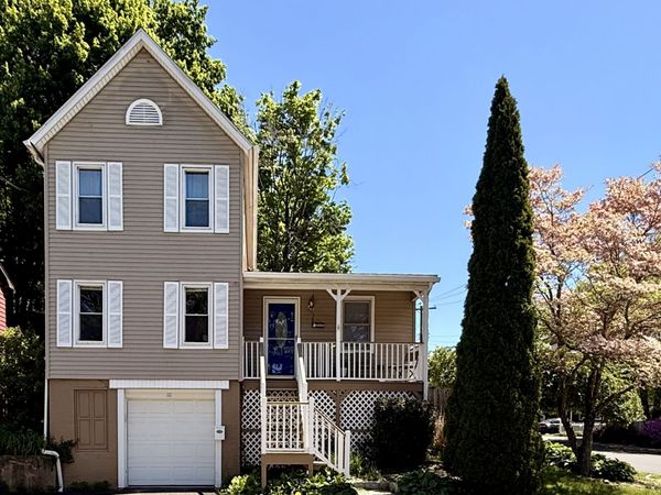 111 Hawthorne, Derby, CT 06418