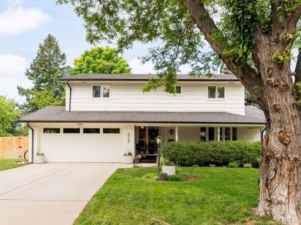 215 Oakland Street, Aurora, CO 80010