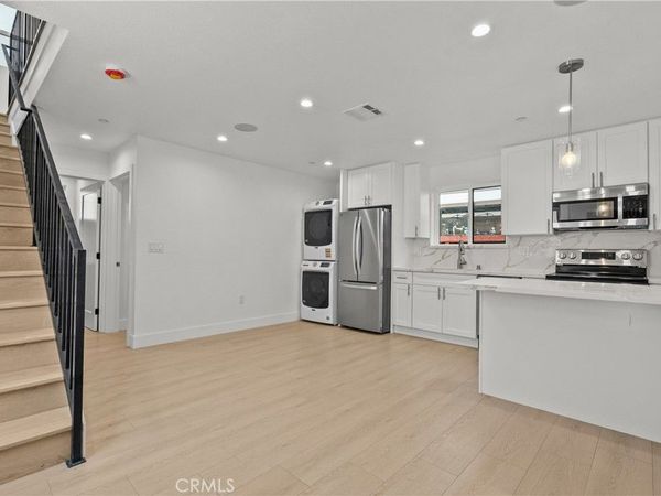 322 Leslie Way, Highland Park, CA 90042