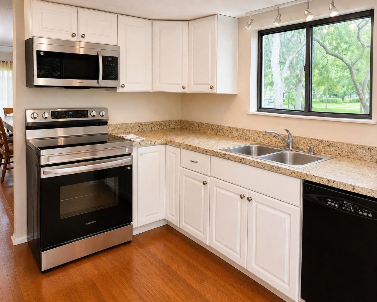 2367 Flanders Way, Unit D, Safety Harbor, FL 34695 Photo