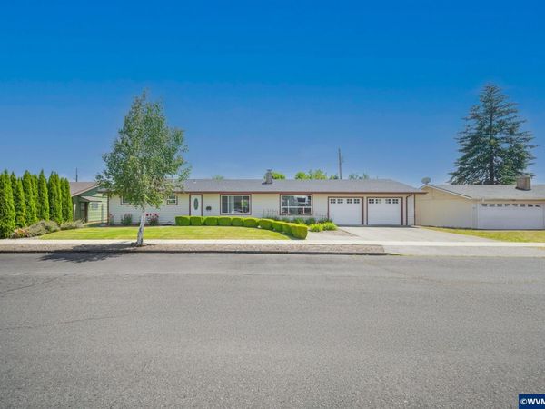 1166 N Douglas Av, Stayton, OR 97383