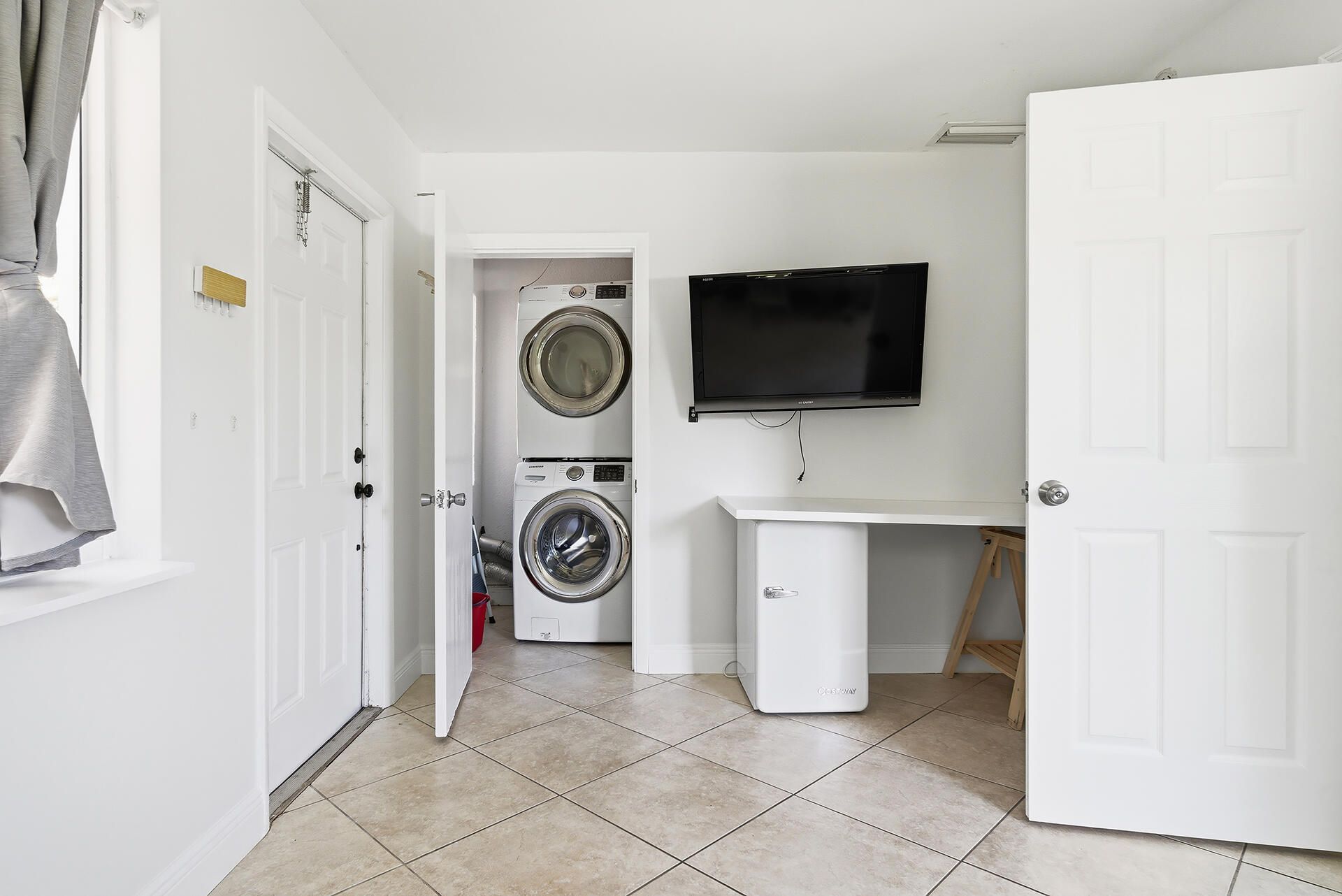 604 Piedmont Road, West Palm Beach, FL 33405 Photo