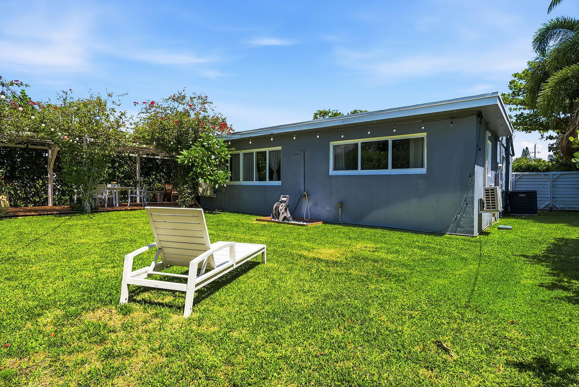 604 Piedmont Road, West Palm Beach, FL 33405 Photo