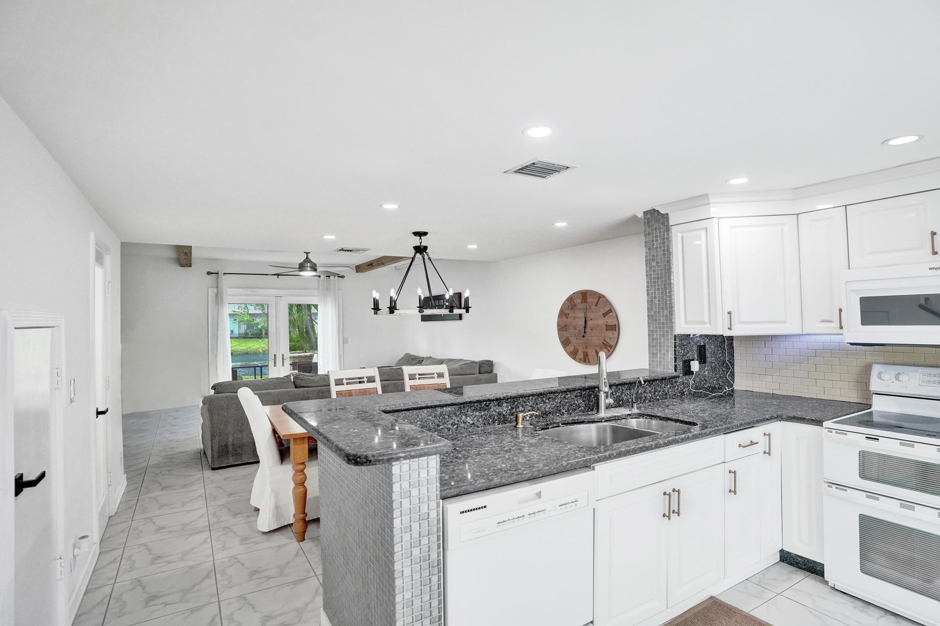 147 SW 3rd Street, Pompano Beach, FL 33060 Photo