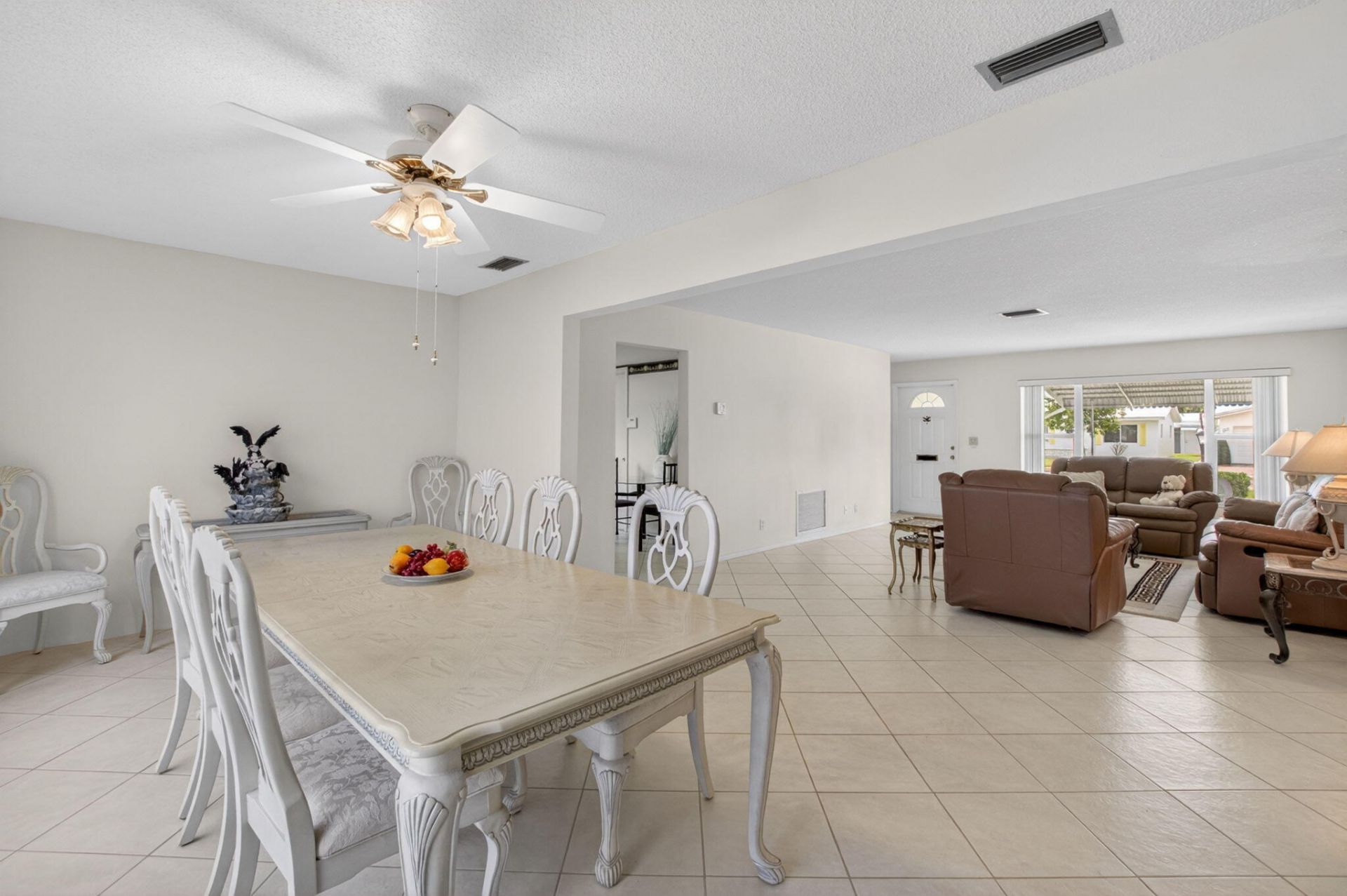 131 Leisureville Boulevard, Boynton Beach, FL 33426 Photo