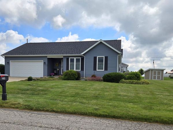 204 Rose Lane, Bourbon, IN 46504