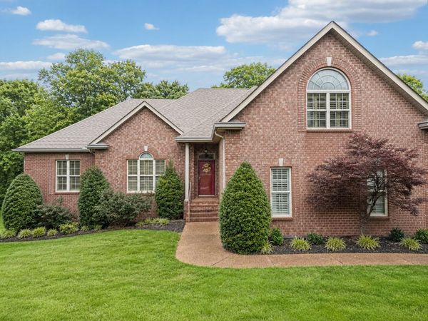 2010 Raven Xing, Mount Juliet, TN 37122