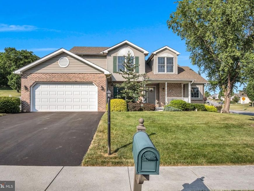 7 Larch Lane , Enola, PA 17025 Main Photo