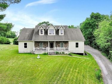 820 HECK HILL ROAD, LEWISBERRY, PA 17339