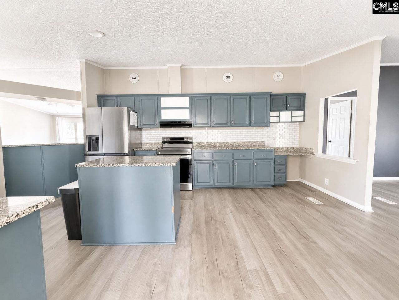 150 Crestwood Arch  Photo 8