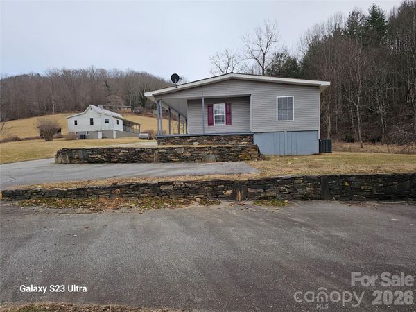 656 Water Street, Bakersville, NC 28705