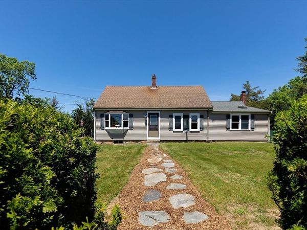 189 Blackmore Pond Rd, Wareham, MA 02576