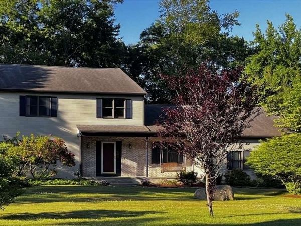 87 Eden Park Drive, North Attleboro, MA 02760