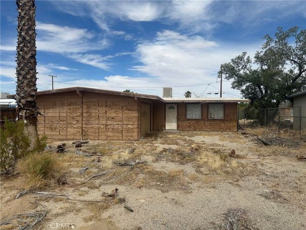 6793 Morongo Road, 29 Palms, CA 92277