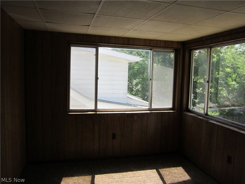 18214 Windward Road, Cleveland, OH 44119 Photo 13